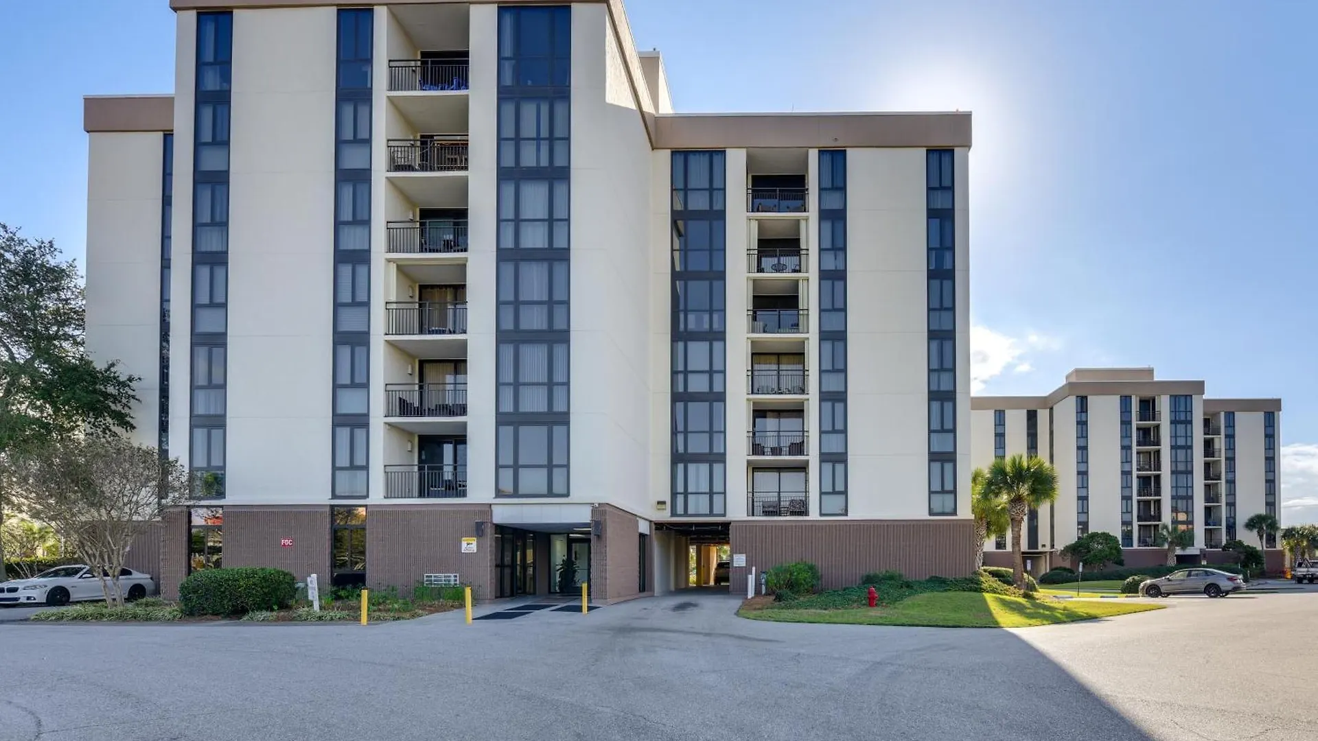 Apartment Airy Destin Condo With Pool - Walk To Private Beach!