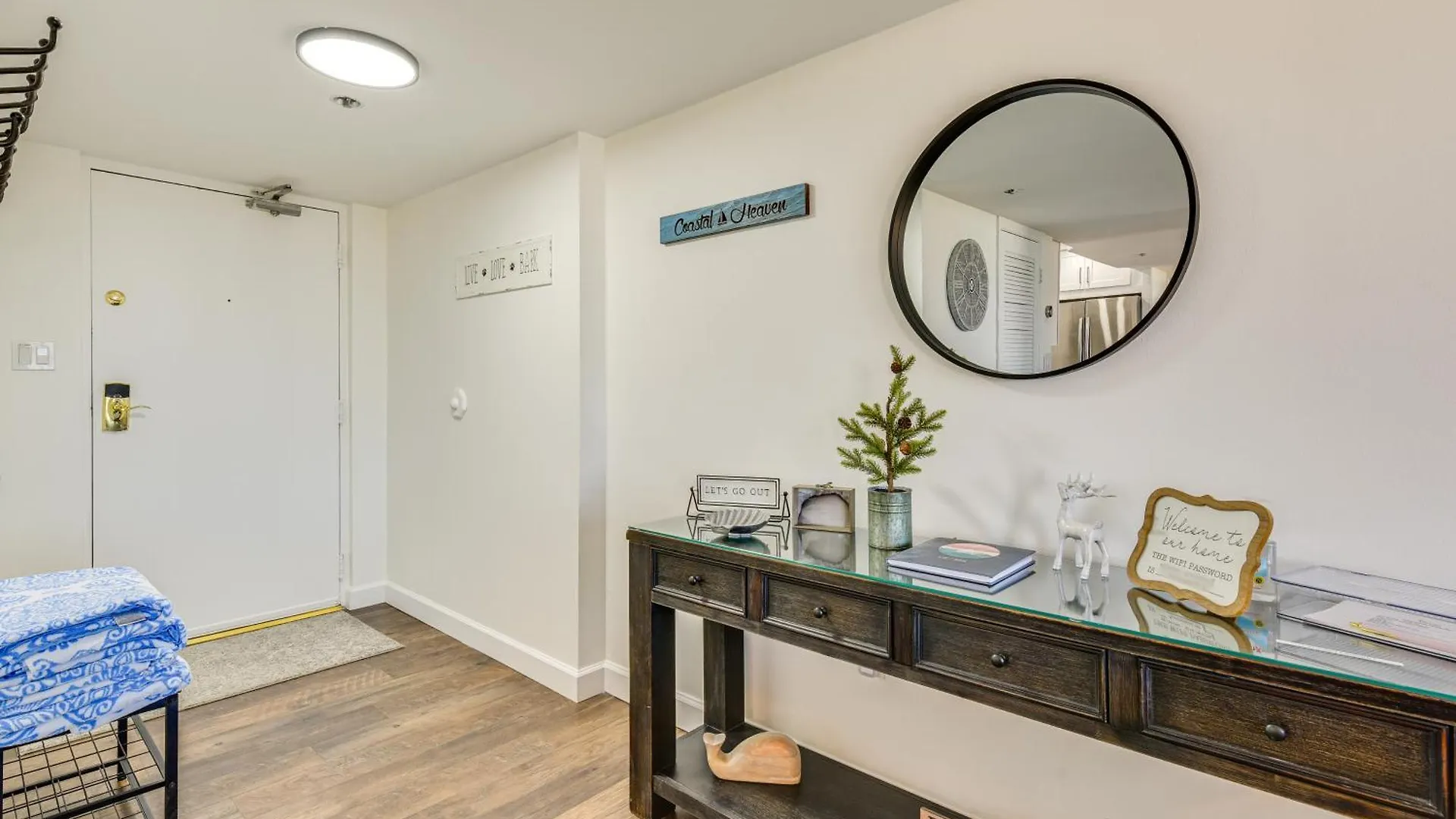 Airy Destin Condo With Pool - Walk To Private Beach! 0*,  United States
