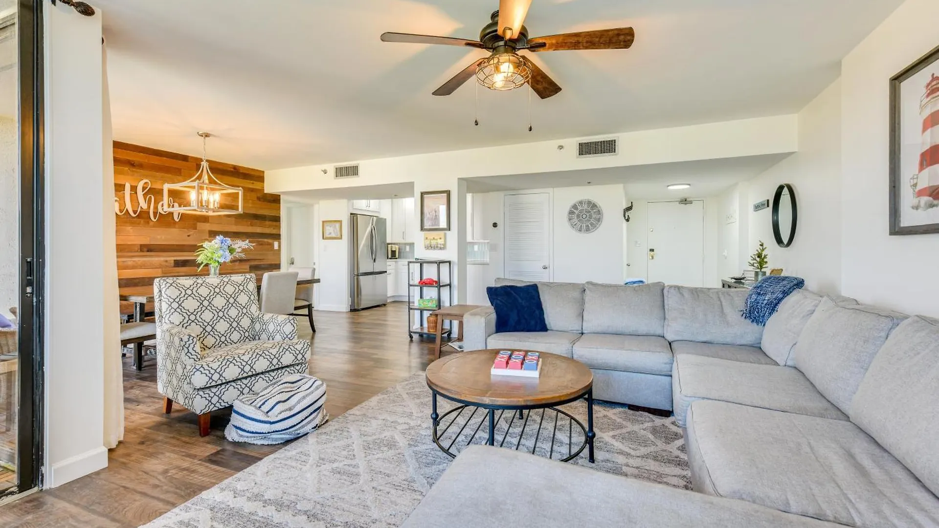 Apartment Airy Destin Condo With Pool - Walk To Private Beach!